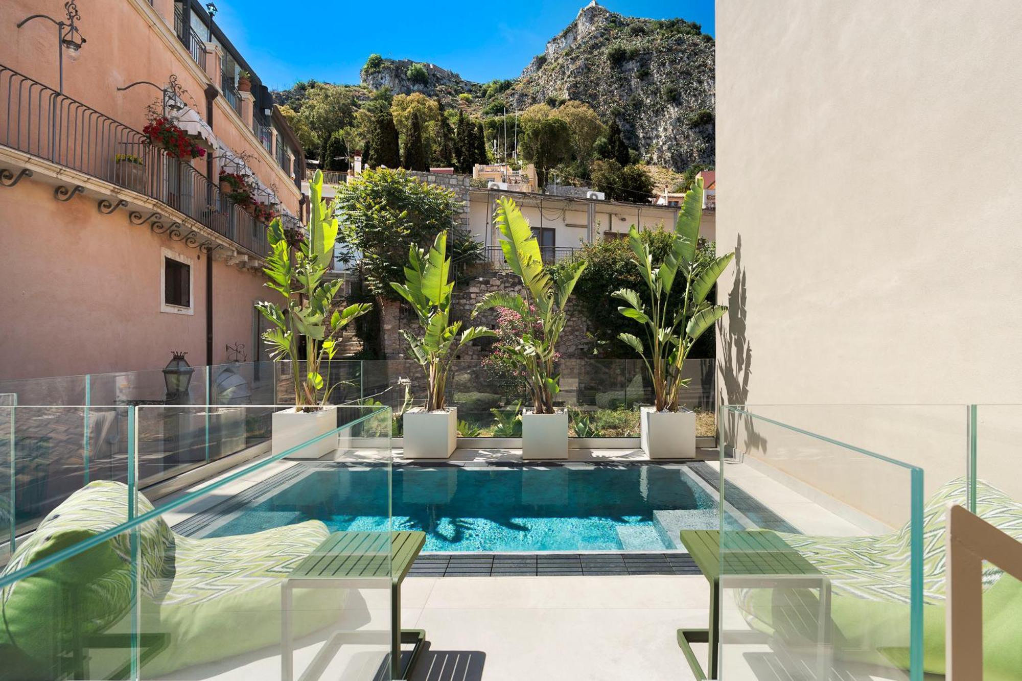 Taormina Infinity Suites エクステリア 写真